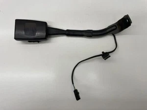 Volkswagen Jetta V 2007 Vorne Rechts Sicherheitsgurt Schnalle 1K3857756S ROC6904 - Picture 1 of 3