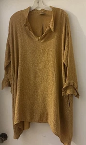 Túnica URU 100 % seda mostaza en relieve - Imagen 1 de 13