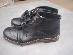 Wolverine 1000 Mile Black Leather Boots 9.5 Chukka Wingtip Lace Up Harwell - Picture 1 of 15