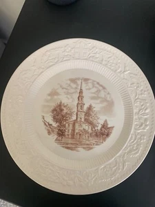 Wedgwood Brown University 10.25" Plate First Baptist Church, Associated Alumni - Picture 1 of 2