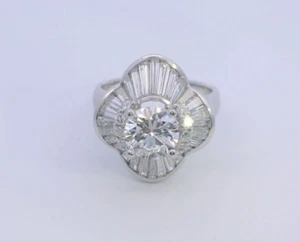 SPARKLING G/VS SOLITAIRE & BAGUETTES 18K WHITE GOLD 2.25 CTTW COCKTAIL RING - Picture 1 of 4