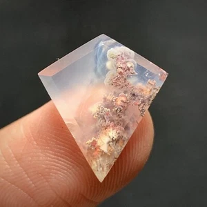 Tiny Scenic Moss Agate Cabochon 16x14x3.5mm High Quality 5 ct - Picture 1 of 6