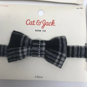 Cat & Jack Baby Boy Bow Tie Black Gray Plaid Flannel - Picture 1 of 1
