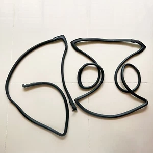 80-84 Toyota Land Cruiser FJ40 FJ45 BJ42 BJ40 back door weatherstrip rubber seal - Picture 1 of 5
