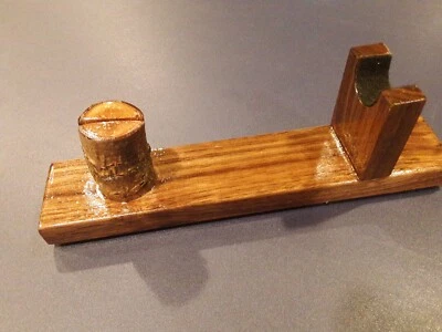  Soporte de exhibición de cuchillos de nogal negro Foto 1 de 4