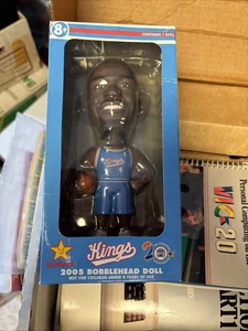 2005 Chris Webber Sacramento Kings Carls Jr Basketball Bobble head New - Picture 1 of 6