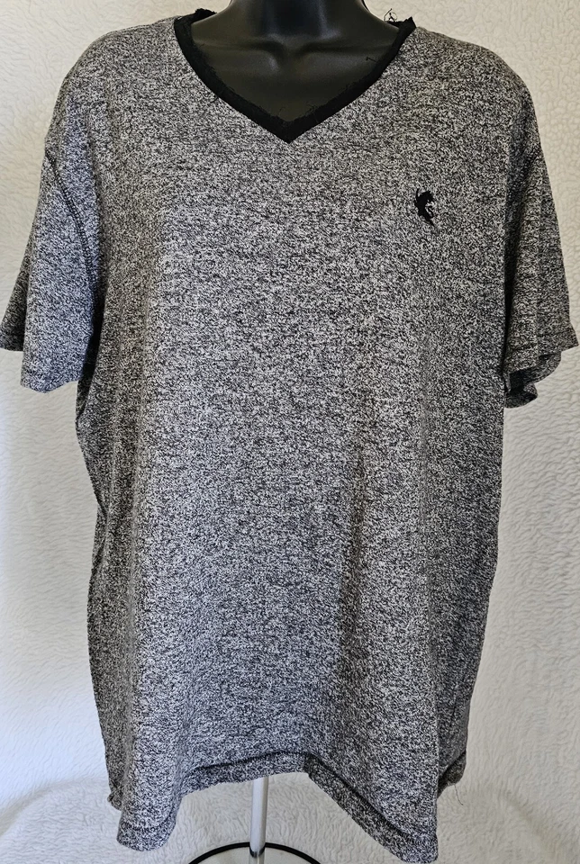 Express Mens Shirt Size XL X Large Short Sleeve V Neck - Image 1 of 4