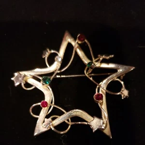 Vintage Silver Tone Star Brooch/pin Wire Wrapped Faceted Red Green Gems - Picture 1 of 7