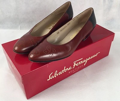 Vintage Salvatore Ferragamo Designer Kitten Heels Black and Brown Leather Italy - Image 1 of 4