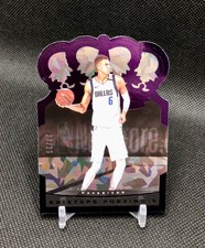 2020-21 Crown Royale Kristaps Porzingis /25 PURPLE CRACKED ICE Die-Cut SSP #60