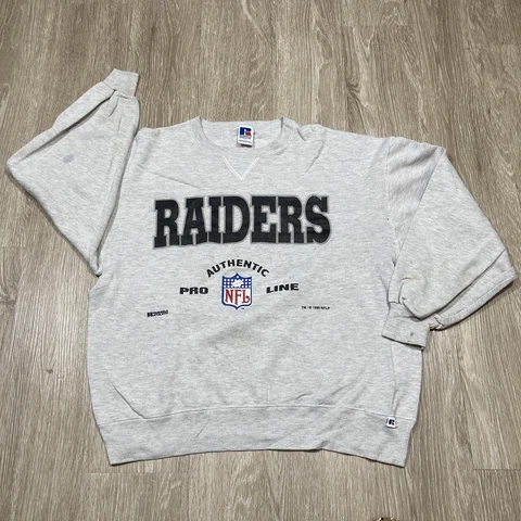 Vintage Oakland Raiders Sweater Large 90s 00s Vegas LA NFL Game-day Crewneck Cover