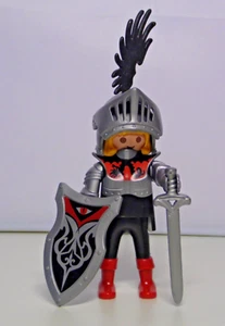 PLAYMOBIL Figur Mann Custom Unikat Henker Ritter mit Rüstung zu Ritterburg #7 - Picture 1 of 1