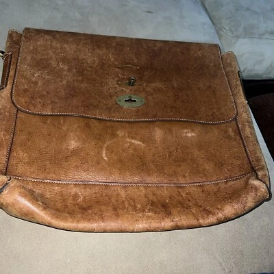 MULBERRY  leather  messenger bag. Made In England. Read Please Missing Parts - Image 1 of 4