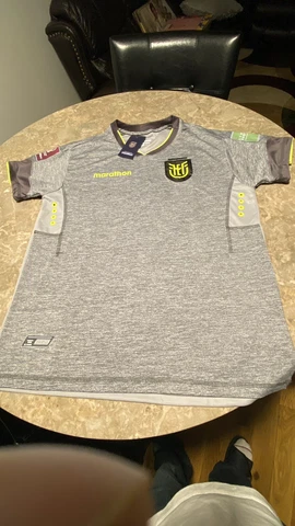 Camiseta Alterna Ecuador Fútbol Oficial XS / S / M . SOCCER SHIRT ECUADORIAN Cover