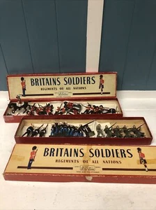 38 Piece Britains: Boxed Set - Royal Marines. Post War c1960 Machine Gunners - Picture 1 of 11