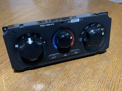 Interruptor de unidad de calor control de clima Nissan Xterra Frontier & Pathfinder 2005-2012 Foto 1 de 3