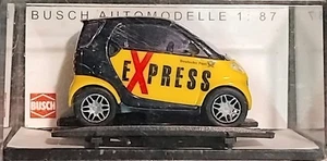 BUSCH 48960 SMART City Coupé "Post Express" - scala H0 - Foto 1 di 6