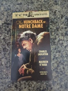 The Hunchback of Notre Dame -VHS- Charles Laughton - Foto 1 di 8