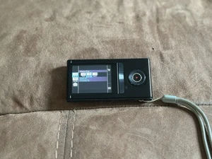 RARE! Sony Bloggie 3D Video Cam, 8GB onboard storage - Picture 1 of 5