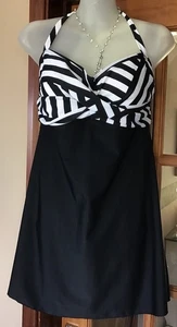 Peacocks Swimdress Size 20 Padded Tummy Control A-line Swimming Costume - Picture 1 of 3