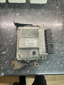 2006 VAUXHALL CORSA C VAN ENGINE CONTROL ECU ECU 55196352 ZJ UNTESTED NKN04 - Picture 1 of 4