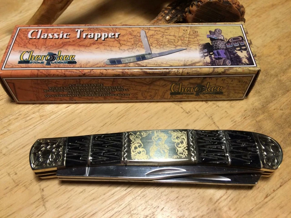 Frost Cherokee Stone Works Black Jigged Bone Trapper 4 1/8" Pocket Knife CSW236B - Image 1 of 4