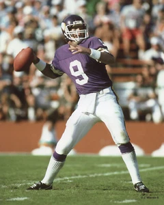 TOMMY KRAMER MINNESOTA VIKINGS 8X10 PHOTO - Picture 1 of 1