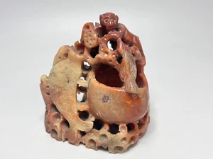 Cepillo de tinta de piedra de jabón tallada china de colección maceta tintero escultura mono pez pájaro - Imagen 1 de 12