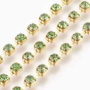 Peridot Green, 2.8mm Rhinestone Brass Cup Chain, 1440pcs 7.5 meter /bundle - Picture 1 of 2