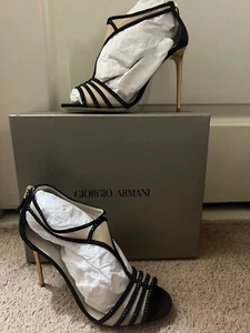 Giorgio Armani Black Crystal Embellished Suede and Mesh Heels SZ 8 1/2 M - Picture 1 of 9