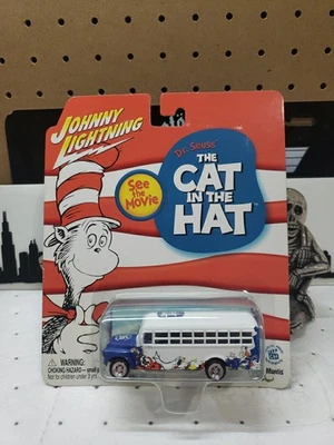 Chevrolet Buss Cat In The Hat Series 1956 Johnny Lightning en blanco y azul Foto 1 de 3