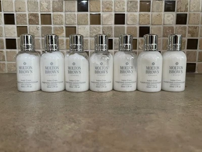 Lote de 7 condicionadores purificadores Molton Brown com agrião indiano 50 ml fl oz 1,69 - Imagem 1 de 4