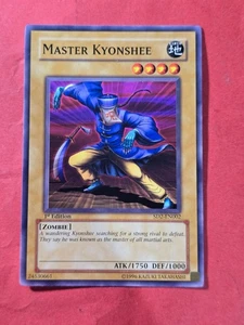 2005 Yu-Gi-Oh! SD: Zombie Mad. 1st Edt #SD2EN002, Master Kyonshee, cd1 - Picture 1 of 3