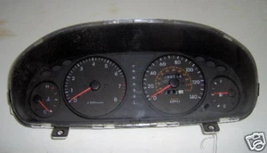 99 00 01 HYUNDAI SONATA INSTRUMENT CLUSTER SPEEDOMETER - Picture 1 of 1
