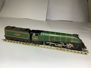 Hornby Dublo 3211 3 Rail BR 4-6-2 Class A4 60022 Mallard serviced Nickle Wheels - Picture 1 of 7