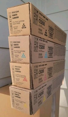 Juego de tóner Ricoh Savin Pro C9200 C9210 KYMC 828510 828511 828512 828513 NUEVO Foto 1 de 4