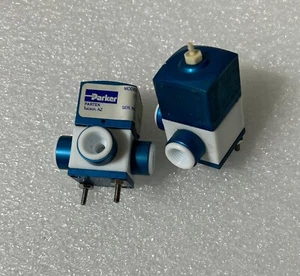 2ea Parker PV-3-1332 pneumatisch betätigtes 3-Wege-Ventil - Bild 1 von 2
