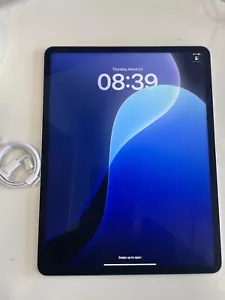 Apple iPad Pro 6.ª generación 128 GB, Wi-Fi, 12,9 pulgadas - plateado (MJ6) - Imagen 1 de 7