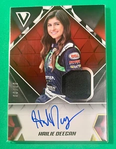 2019 Panini Victory Lane Hailie Deegan GOLD Signature Swatches Relic Autograph - Picture 1 of 1