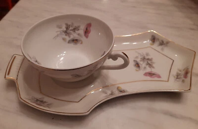 Grande tasse à déjeuner en porcelaine de Limoges, Chapus frère - Photo 1/3