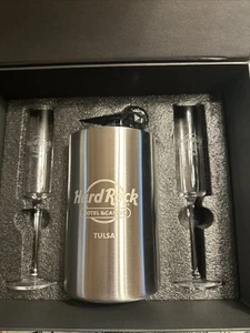 Hard Rock Hotel Casino TulsaSet Eiskübel, Sektgläser & Kristallstopfen - Bild 1 von 3