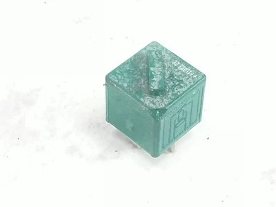 Relé 12 BMW K1600 GTL 7704174-01 Foto 1 de 4