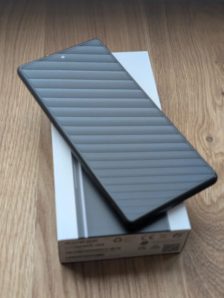 Google Pixel 6 - 128GB - Stormy Black (Ohne Simlock) (Dual-SIM) - Bild 1 von 4