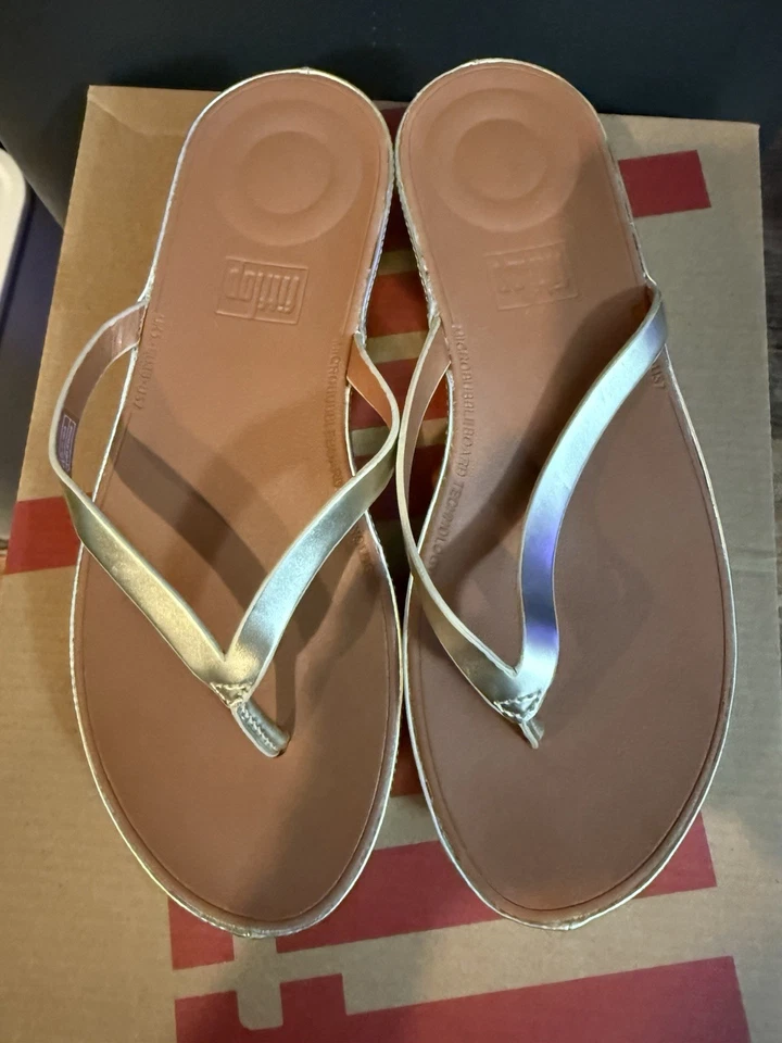 Sandalias Fitflop Linny plataforma dorada metálica talla 7 Usadas en Excelente Condición ¡Envío Gratis! Foto 1 de 4