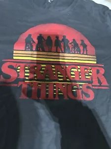Stranger Things Short Sleeve Tee Logo T-Shirt Unisex Sz L Netflix Black New - Picture 1 of 3