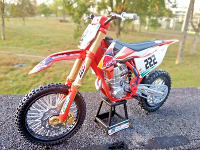 Moto cross KTM Red Bull,T.Cairoli,echelle 1:10,longueur 21cm,neue,idée cadeau - Photo 1/4