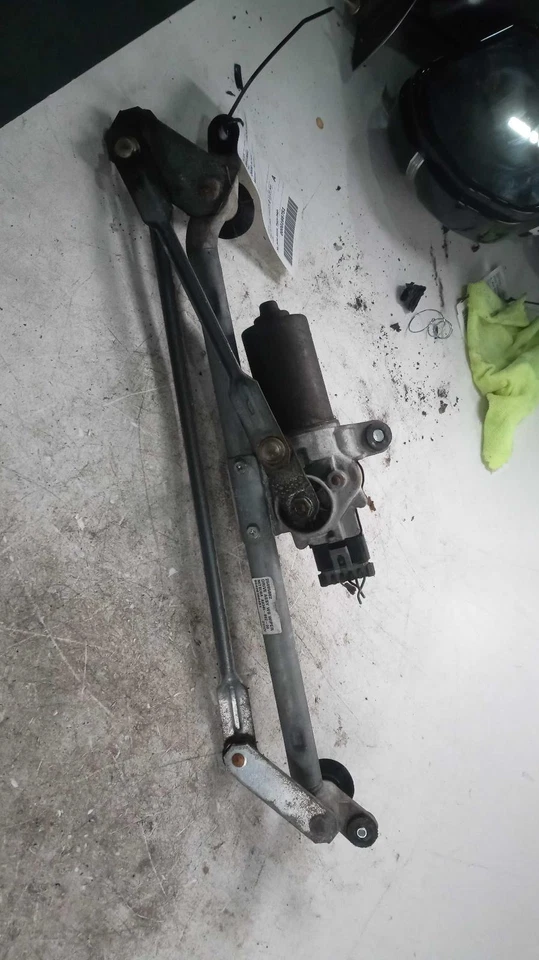 Motor limpiaparabrisas Saturn Aura 2009 fabricante de equipos originales 20907861 usado 188 k millas envío gratuito Foto 1 de 4