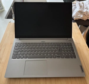 Lenovo ThinkBook 15 G2 ITL Core i5-1135G7 8 GB Intel Iris GPU 240 GB Win 11 Pro - Imagen 1 de 3