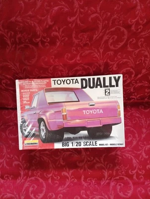 M3A VERY Sealed rare Lindberg 1994 Toyota Dually 4x4 1/20 Truck Model Kit 72575 - Image 1 of 3