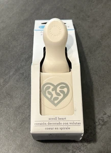 Martha Stewart Scroll Heart Double Craft Punch - Bild 1 von 1